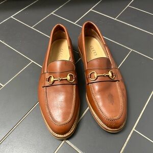 Gucci boat shoe loafer cognac tan size 38